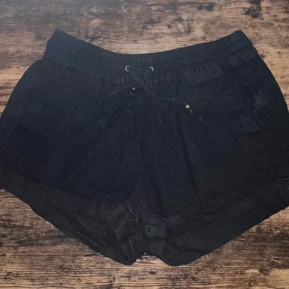 Shorts - Picture 2 of 2